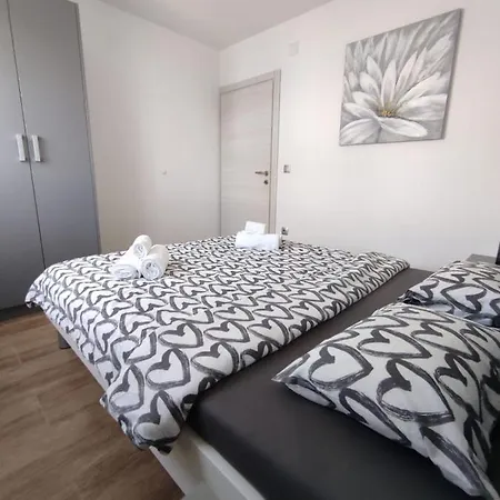 Apartment Ivana *